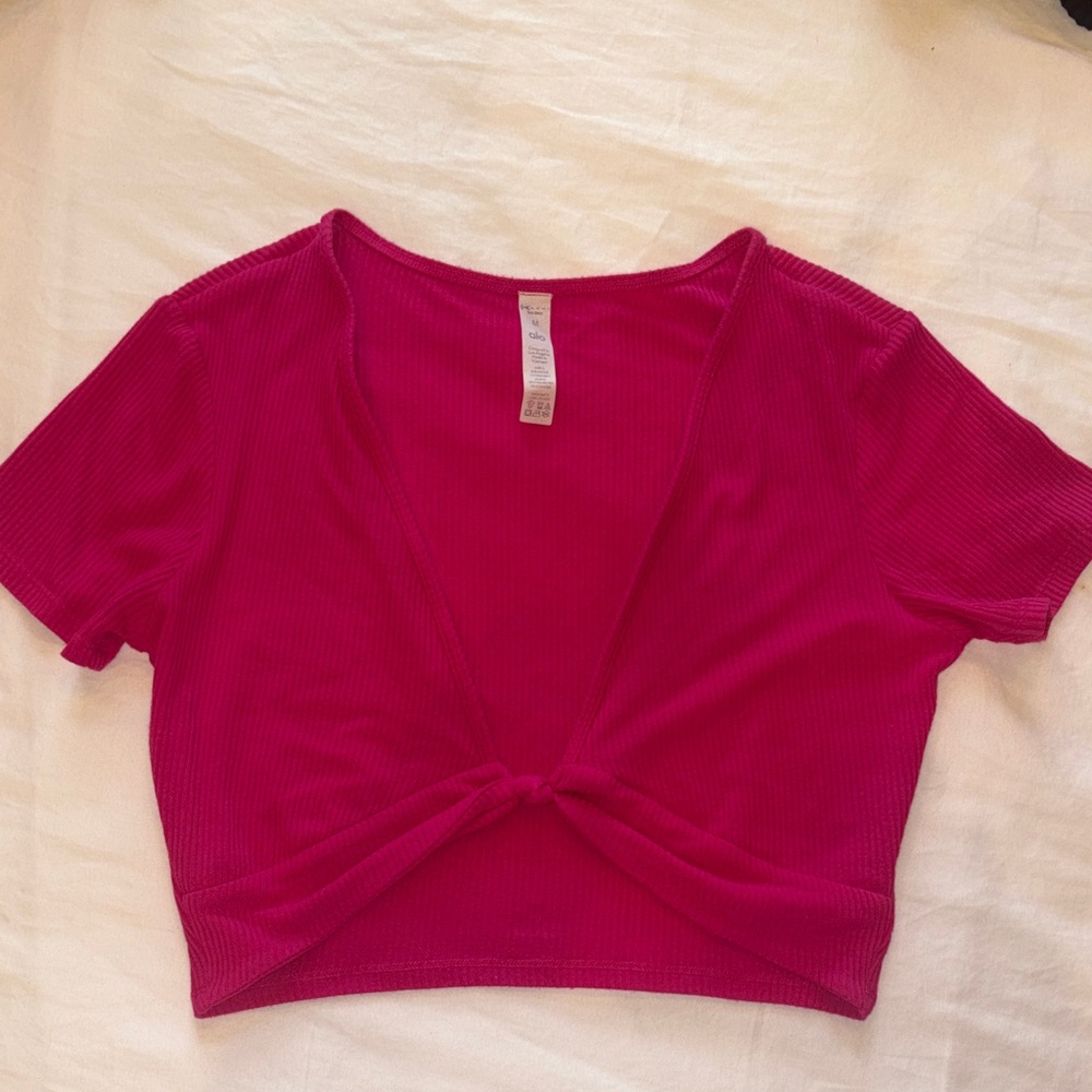 Alo Women's Pink Magenta Knotted Crop Top